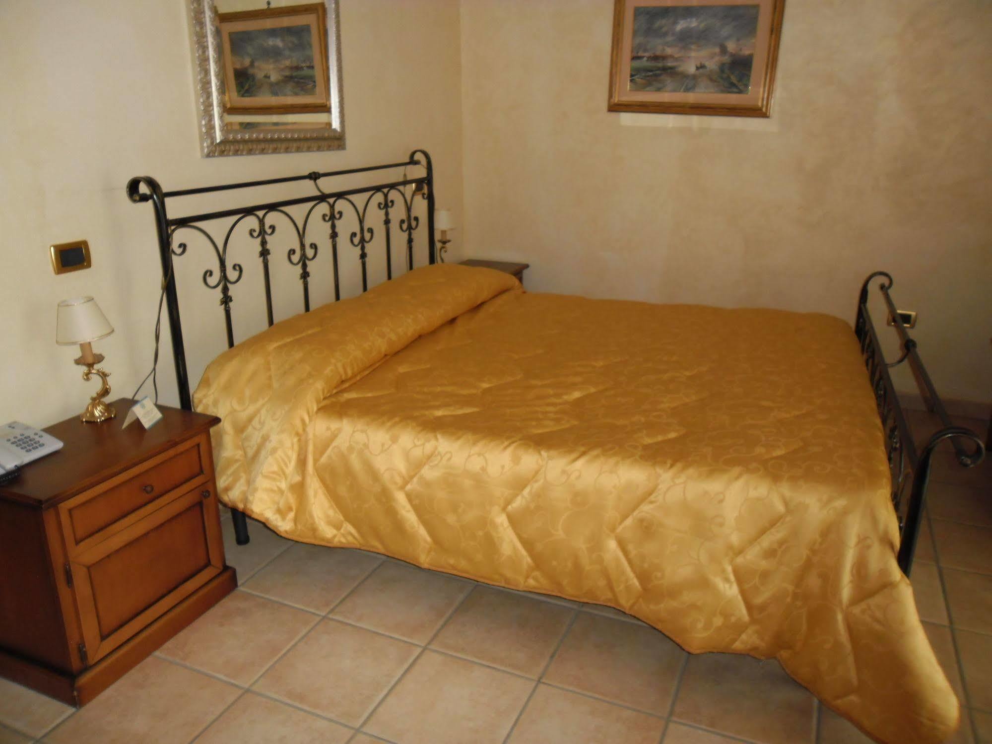 Hotel Villa Torre Antica Atena Lucana Luaran gambar